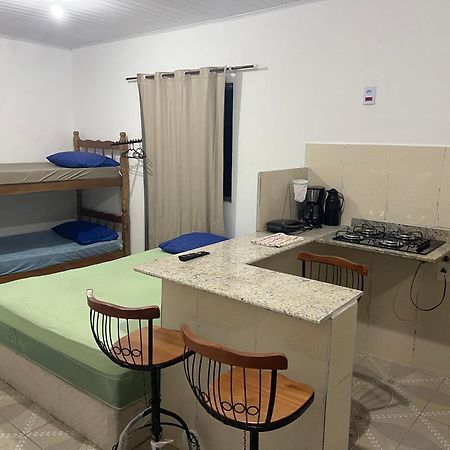 Suites E Flats Monte Alto Арраял-ду-Кабу Екстер'єр фото